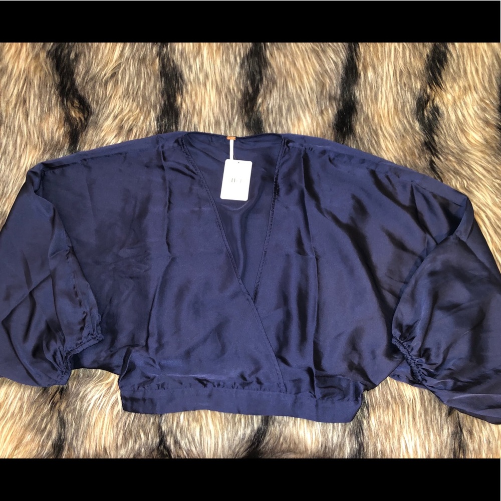 💙FREE PEOPLE 💙 Dolman Sleeve Crop Blouse 💙